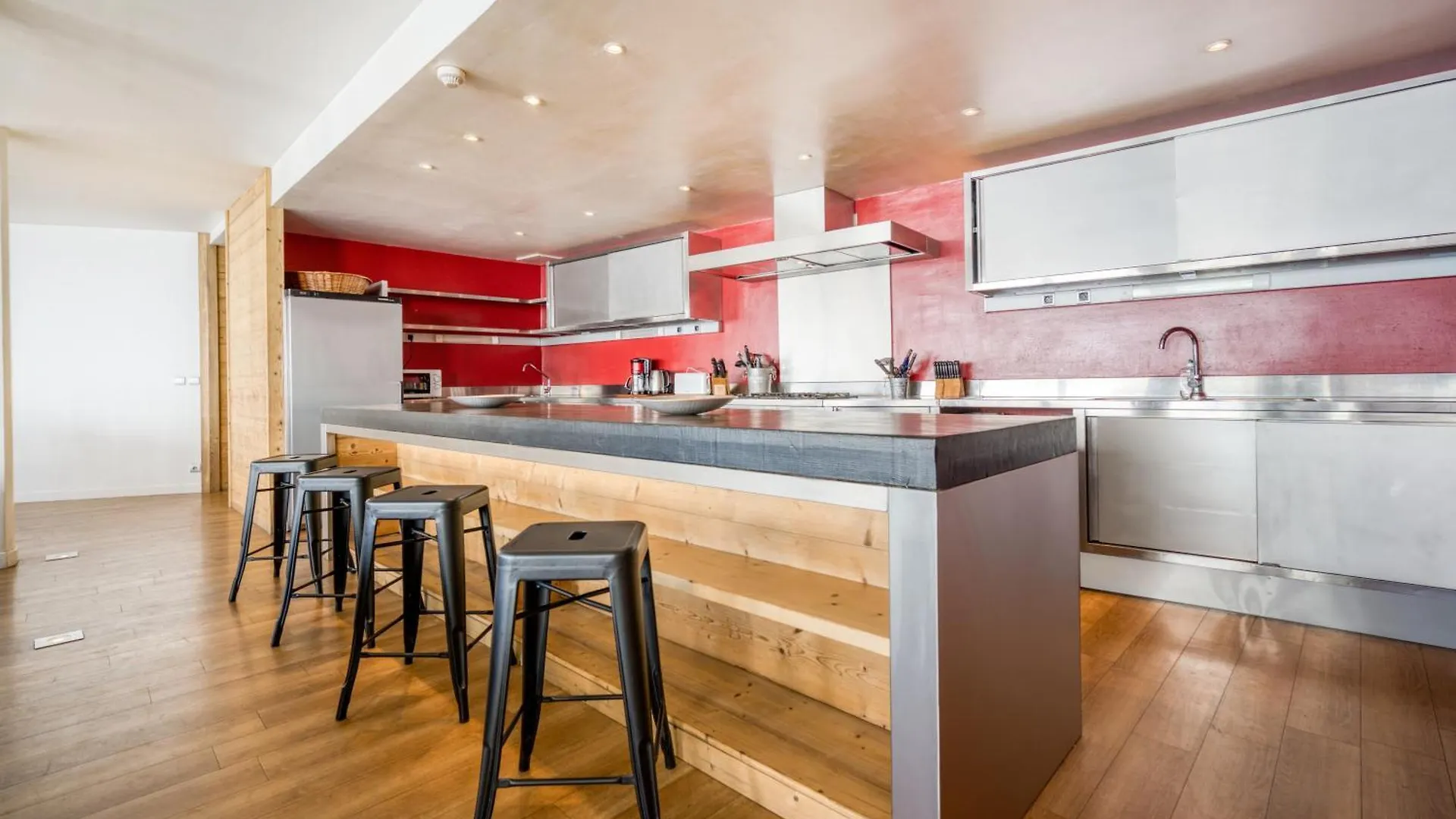 Chalet Arktic - Catered Chalet - Sleeps 14 Tignes
